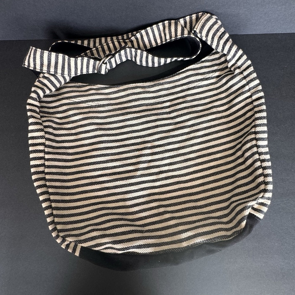 Thirty One Retro Metro Hobo Bag Crossbody Messenger Bag Black White Twill Stripe